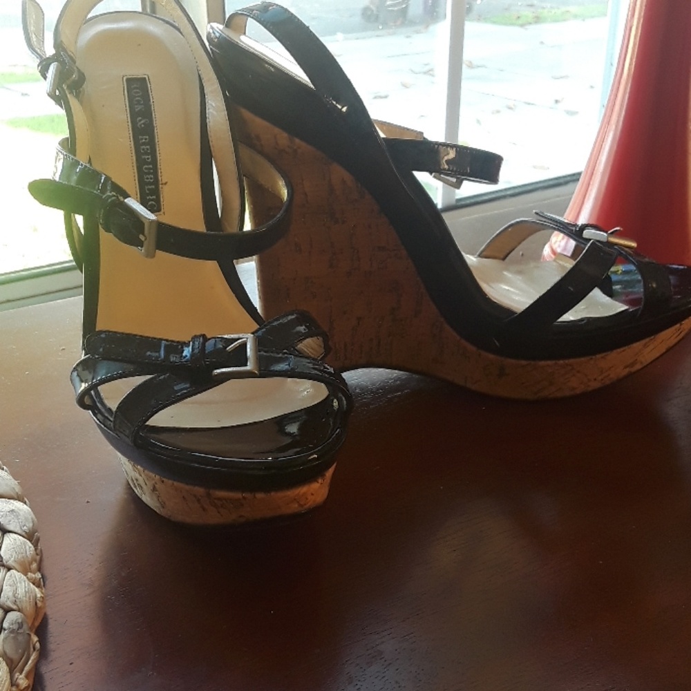 Rock & Republic wedges